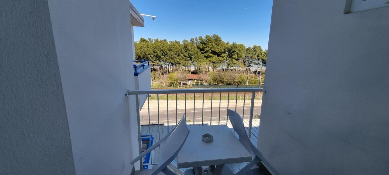 Hotel Mare Blu -- Boutique Пінето Екстер'єр фото