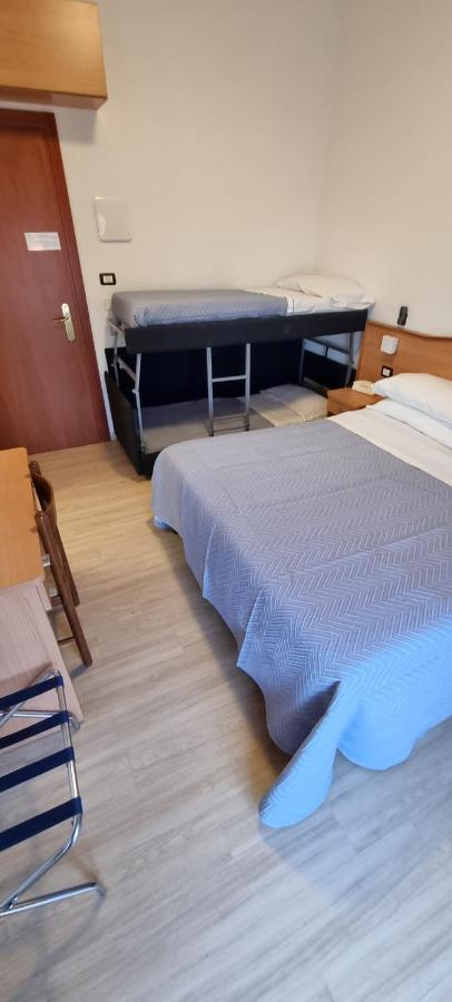 Hotel Mare Blu -- Boutique Пінето Екстер'єр фото