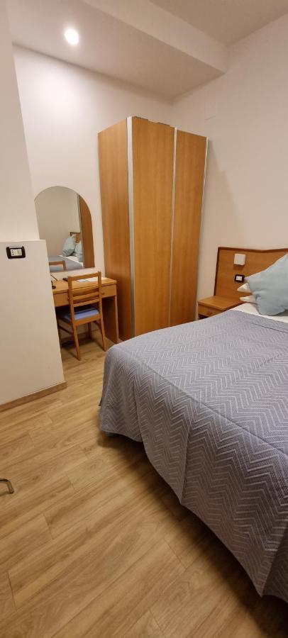 Hotel Mare Blu -- Boutique Пінето Екстер'єр фото