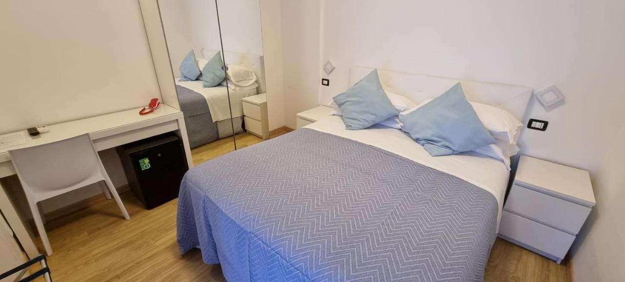 Hotel Mare Blu -- Boutique Пінето Екстер'єр фото